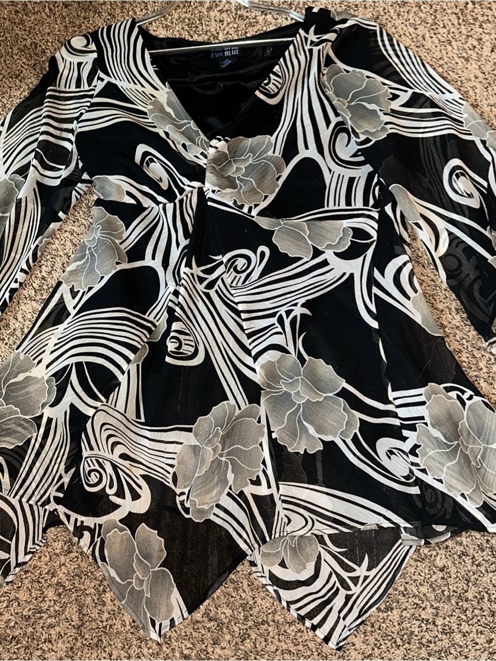 Eva Blue Black & White Floral V-Neck Blouse